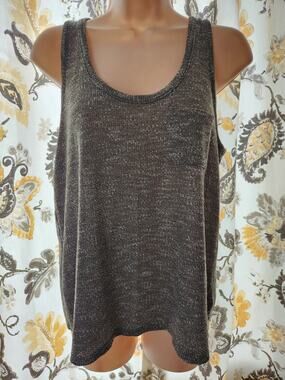 Time & Tru Tank Top Shirt Women's Size Medium SleevelessGreen Scoop Neck
